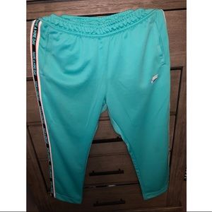 have a nike day sweatpants